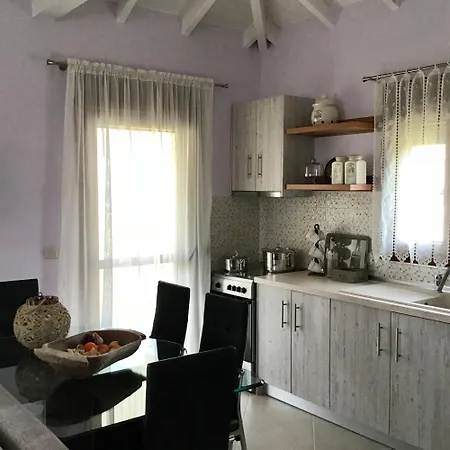 Daphnes Houses *